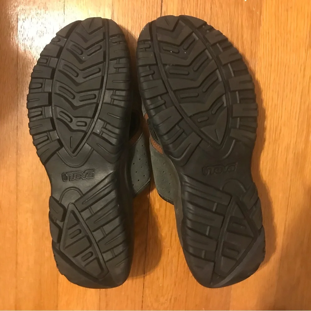 Mens Teva Sandals size 12 Dark Gray